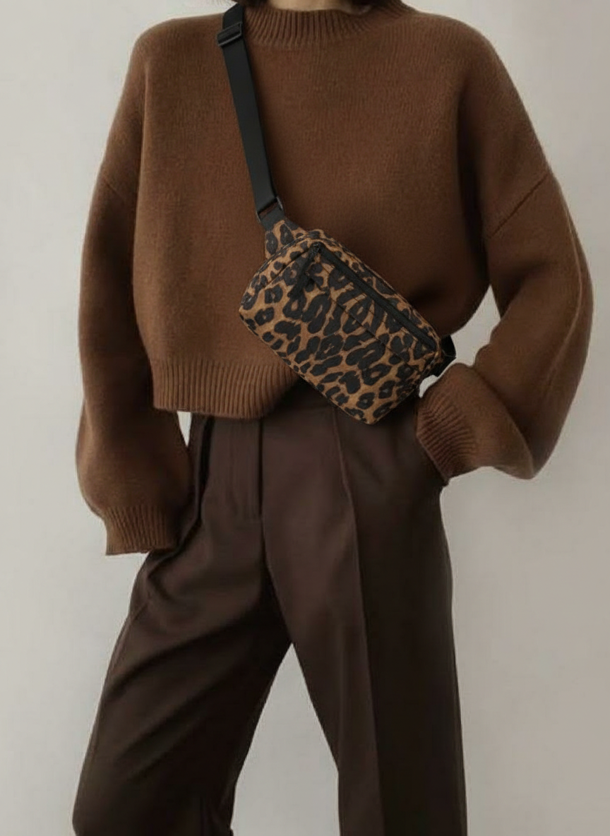 LEOPARD Crossbody