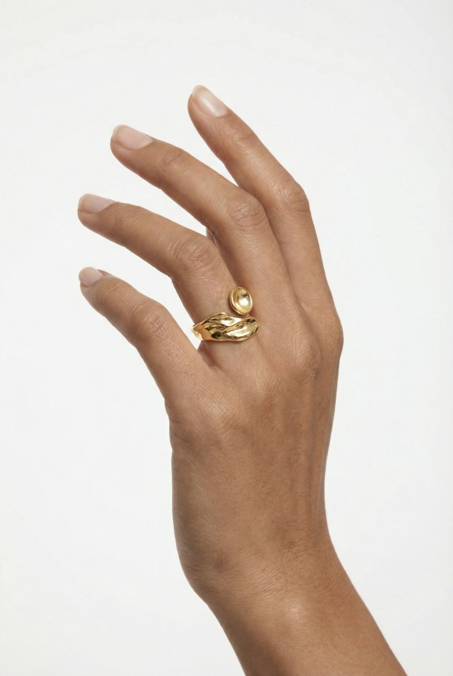 MATERIAL MEMORY - JEWELRY MADE OF MOMENTS