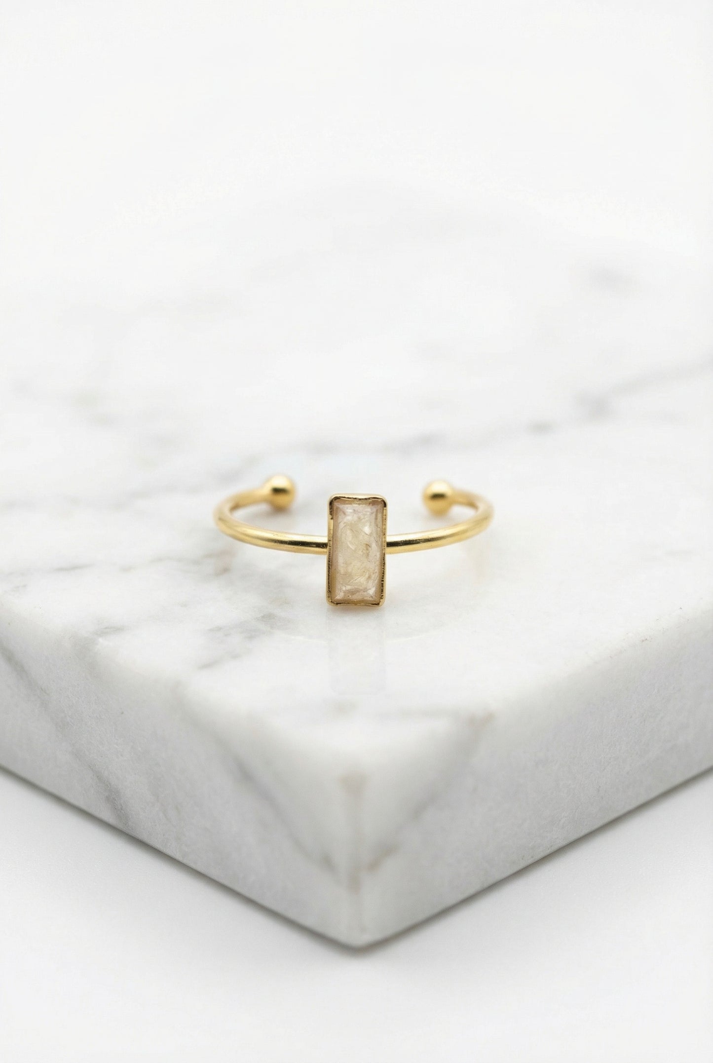 MATERIAL MEMORY - JEWELRY MADE OF MOMENTS